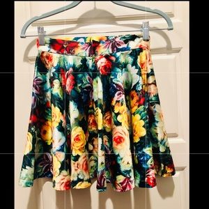 COPY - Minkpink XS, Floral Print Circle/Skater Sk…